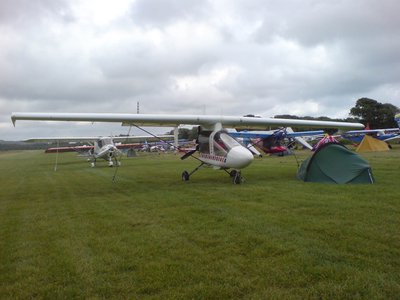 G-MWEZ finally arrives at Sandown